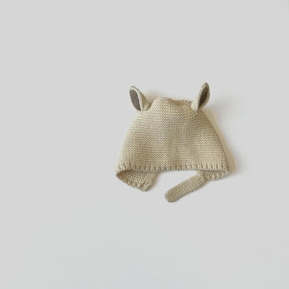 Bonnet Bébé Tricoté avec Oreilles de Lapin - Douceur et Chaleur pour l’Hiver